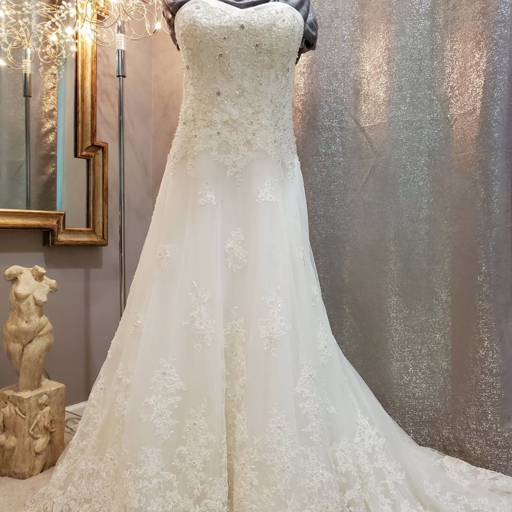 Designer James Clifford Wedding Dress